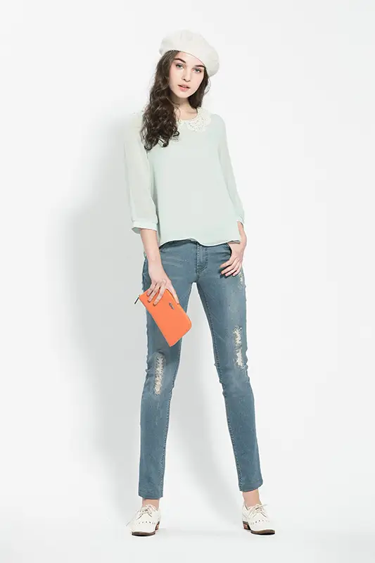 立領蕾絲鏤空網紗柔美上衣